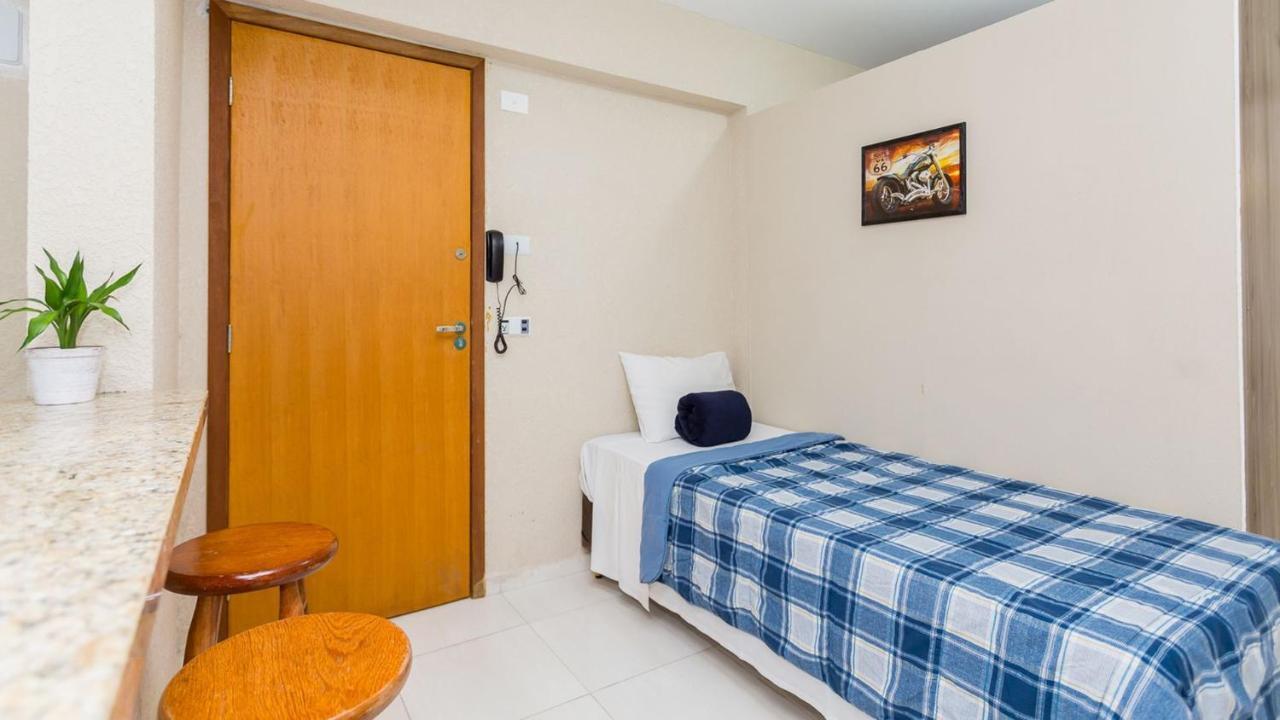 Estúdios confortáveis com preços acessíveis totalmente mobiliados Curitiba Exterior foto